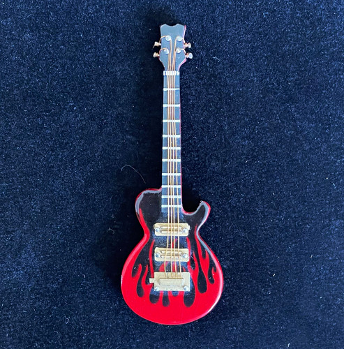 Miniature red black - miniature, &